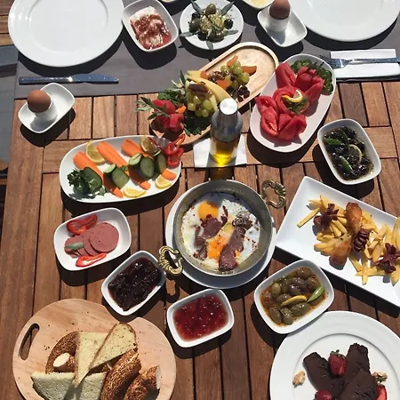 Ξενοδοχείο Kubana Çeşme