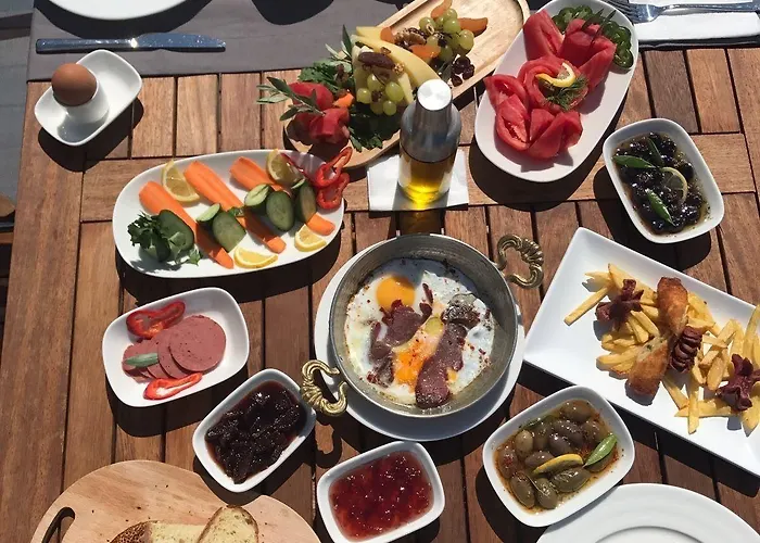 酒店 Kubana Çeşme