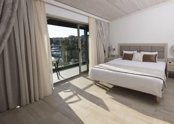 Kubana 酒店 Çeşme